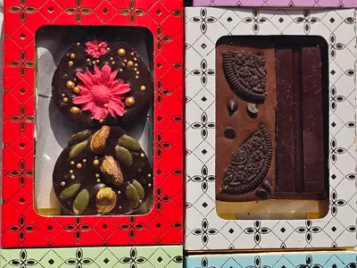 Oreo And Designer Chocolates, Premium Centre-Filled