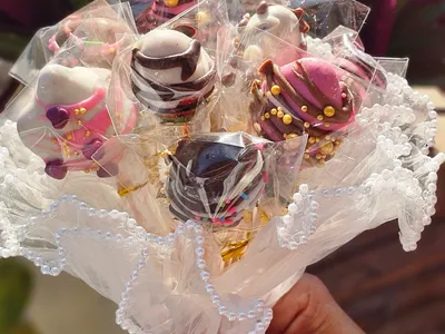 Strawberry Lolopops, Assorted
