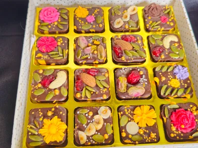 Dry Fruit Designer Choco Box, Assorted
