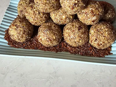 Alsi Laddoo, Traditional & Fusion Sweets
